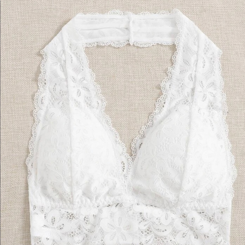 White lace bralette